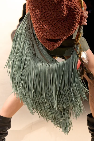 Look 32